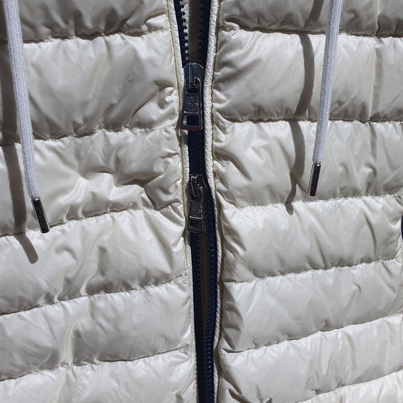 Moncler jacket with hood, down feathers, small - Picture 5 of 7